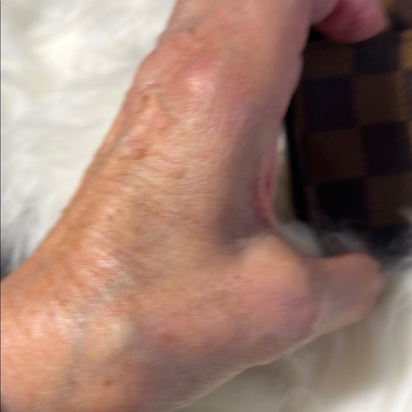 Louis Vuitton Damier Ebene canvas International Wallet. P43 - Picture 10 of 16